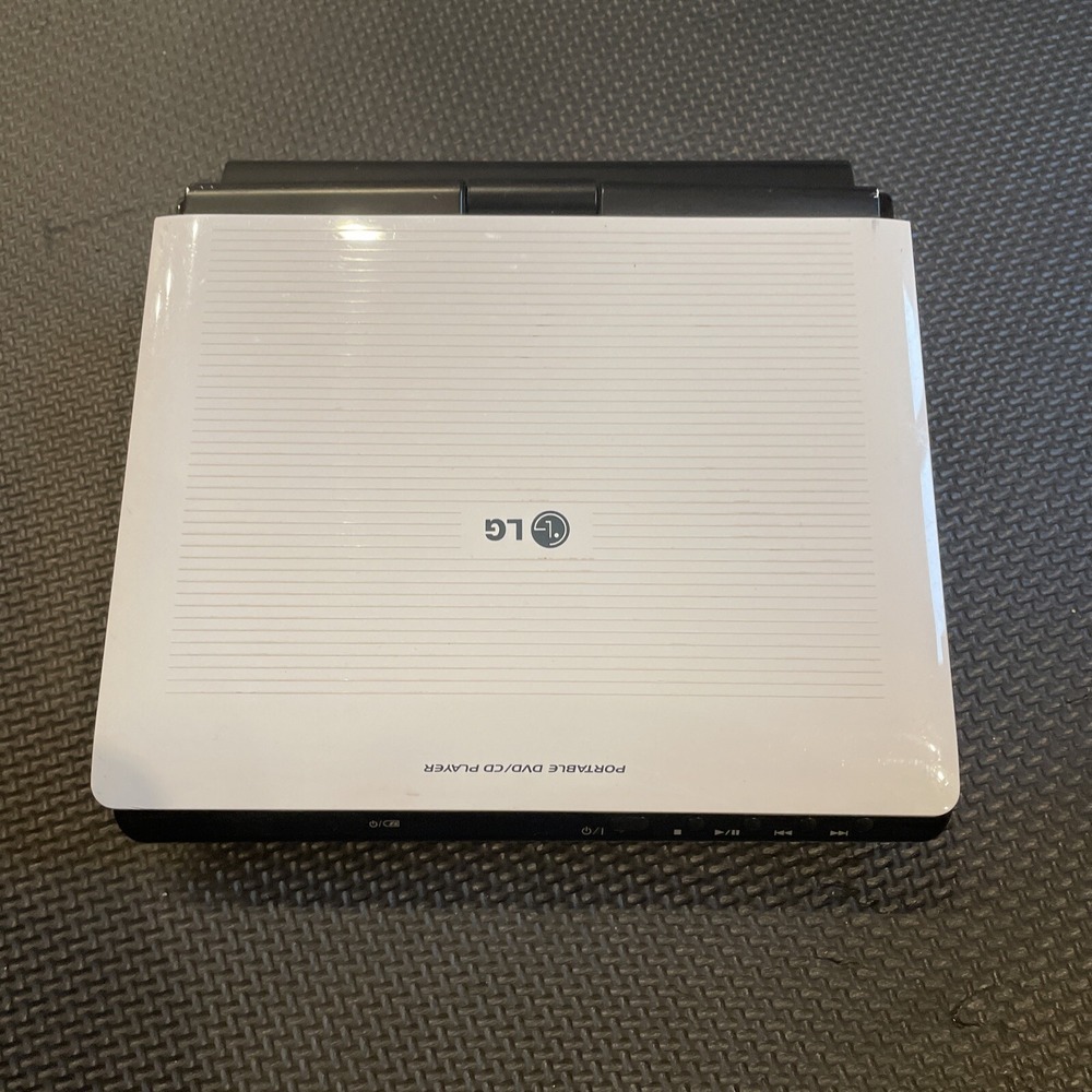 LG DP771, 7" White/Black Portable DVD Player UNTESTED, NO POWER CORD.